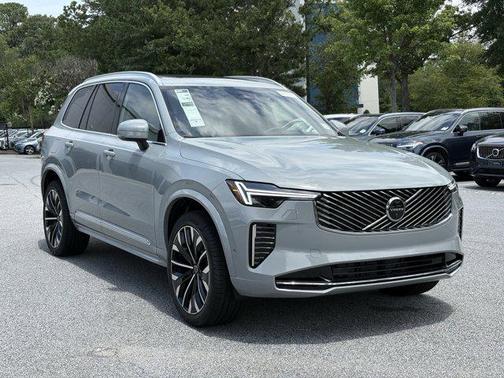 2026 Volvo XC90 B6 Plus 7-Seater