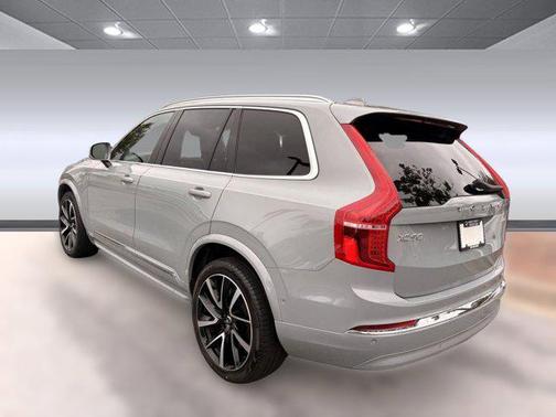 2024 Volvo XC90 B6 Plus Bright Theme 7-Seater