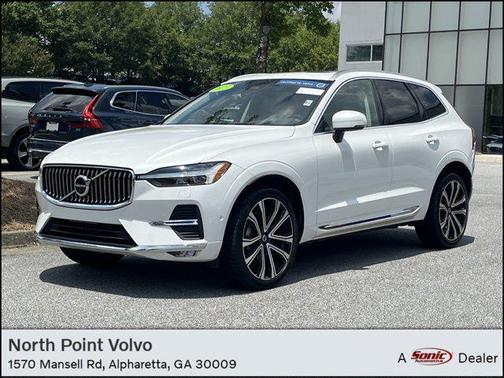2023 Volvo XC60 B5 Ultimate Bright Theme