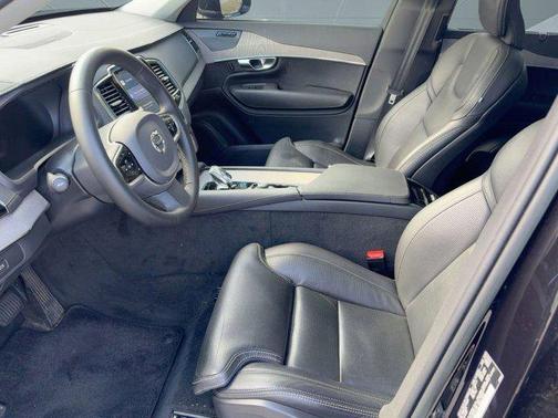 2023 Volvo XC90 B6 Ultimate 7-Seater