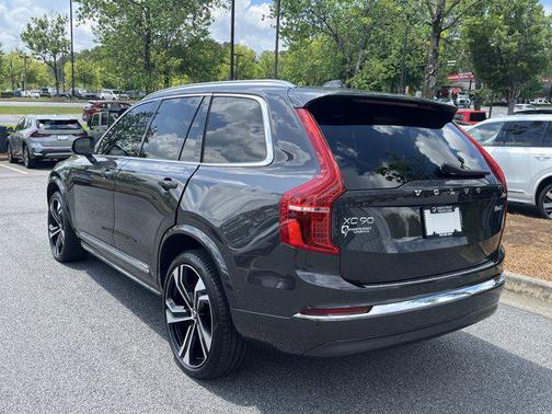 2024 Volvo XC90 B6 Ultimate Bright Theme 7-Seater