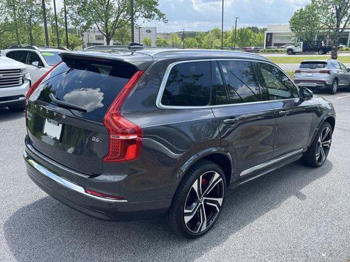 2024 Volvo XC90 B6 Ultimate Bright Theme 7-Seater