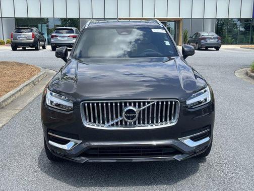 2024 Volvo XC90 B6 Ultimate Bright Theme 7-Seater