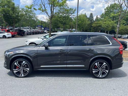 2024 Volvo XC90 B6 Ultimate Bright Theme 7-Seater