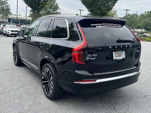 2025 Volvo XC90 B5 Plus 7-Seater