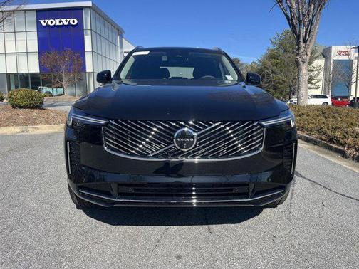 2025 Volvo XC90 B5 Plus 7-Seater