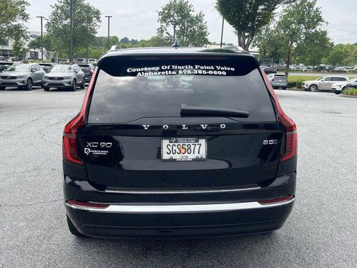 2025 Volvo XC90 B5 Plus 7-Seater