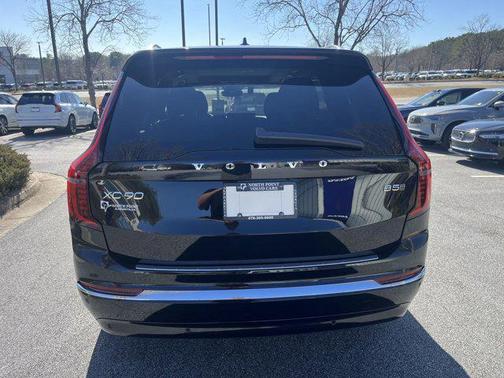 2025 Volvo XC90 B5 Plus 7-Seater