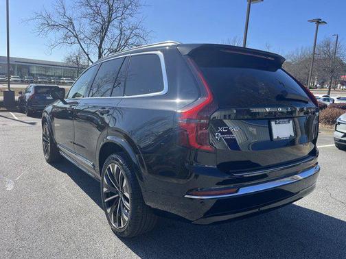 2025 Volvo XC90 B5 Plus 7-Seater