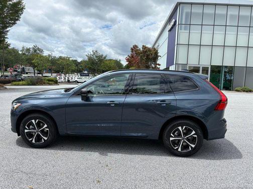 2026 Volvo XC60 B5 Core