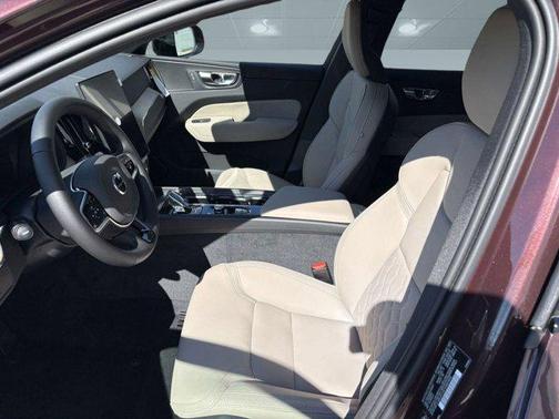 2026 Volvo XC60 B5 Core