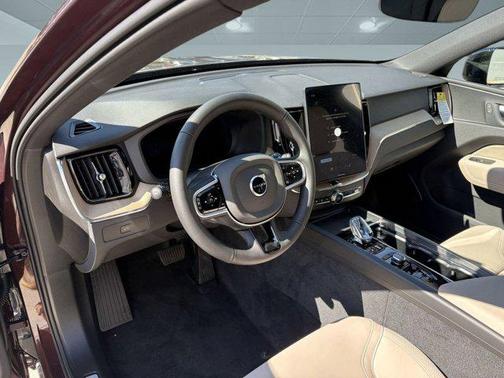 2026 Volvo XC60 B5 Core