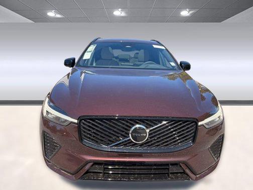 2026 Volvo XC60 B5 Core