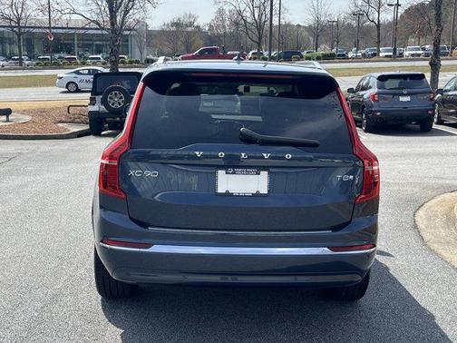 2025 Volvo XC90 Plug-In Hybrid T8 Plus 6-Seater