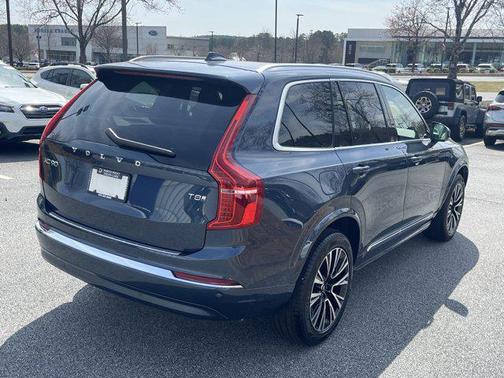 2025 Volvo XC90 Plug-In Hybrid T8 Plus 6-Seater