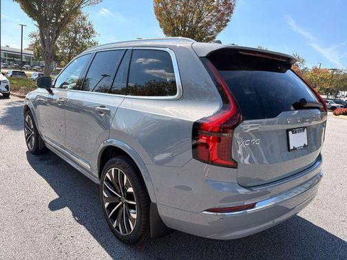 2026 Volvo XC90 B6 Plus 7-Seater
