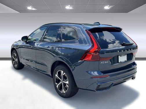 2026 Volvo XC60 B5 Core