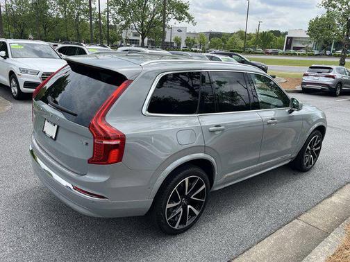 2024 Volvo XC90 B5 Plus Bright Theme