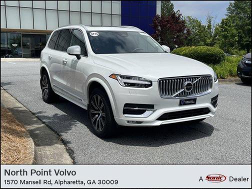 2025 Volvo XC90 B5 Core