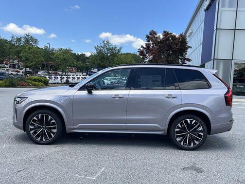 2026 Volvo XC90 Plug-In Hybrid T8 Ultra Dark Theme 7-Seater