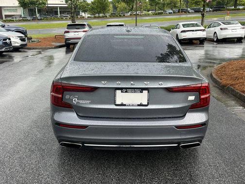 2021 Volvo S60 Recharge Plug-In Hybrid T8 Inscription