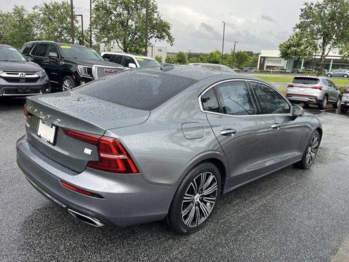 2021 Volvo S60 Recharge Plug-In Hybrid T8 Inscription
