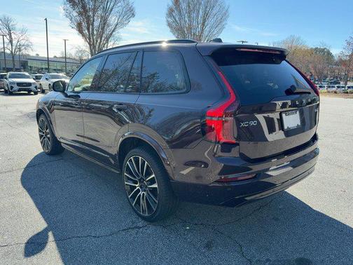 2026 Volvo XC90 B6 Ultra Dark Theme 6-Seater