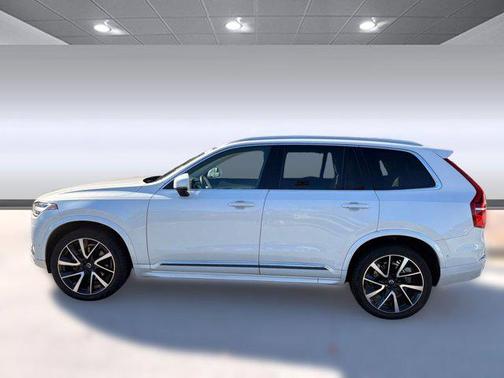 2023 Volvo XC90 B6 Plus 6-Seater