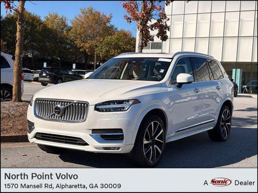 2023 Volvo XC90 B6 Plus 6-Seater