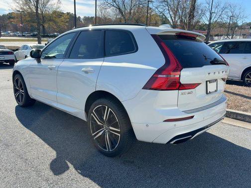 2020 Volvo XC60 T5 R-Design