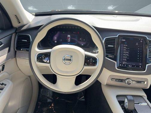 2023 Volvo XC90 B6 Plus 7-Seater