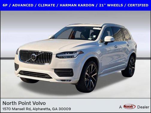 2022 Volvo XC90 T6 Momentum