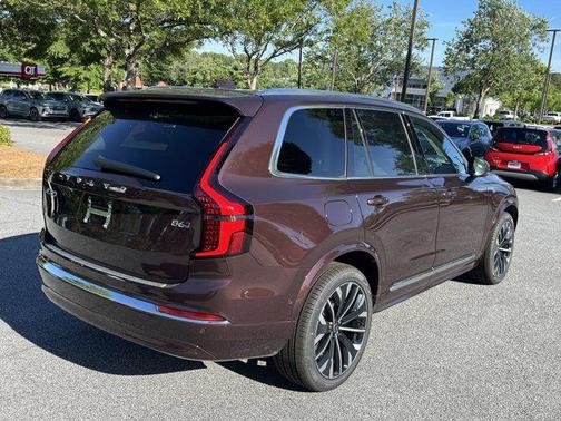 2025 Volvo XC90 B6 Ultra