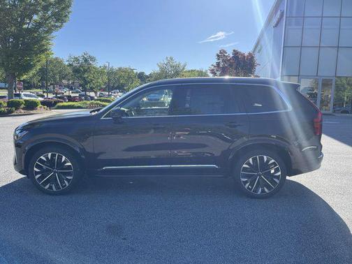2025 Volvo XC90 B6 Ultra