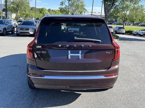 2025 Volvo XC90 B6 Ultra
