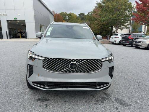 2026 Volvo XC90 B5 Plus 7-Seater