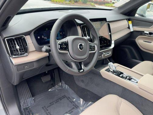 2026 Volvo XC90 B5 Plus 7-Seater