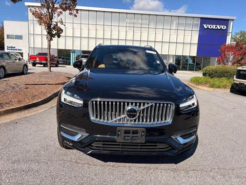 2022 Volvo XC90 T6 Inscription