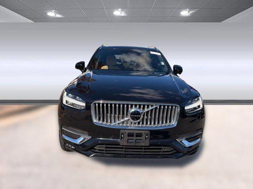 2022 Volvo XC90 T6 Inscription