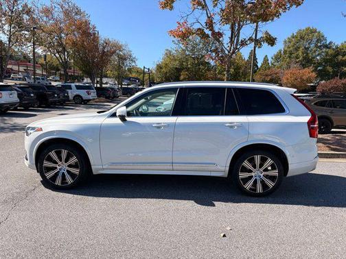 2022 Volvo XC90 T6 Inscription