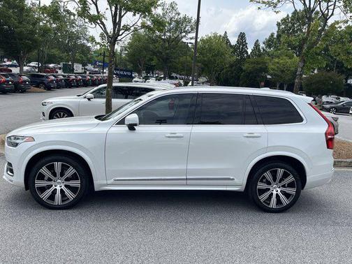 2024 Volvo XC90 B6 Plus Bright Theme 7-Seater