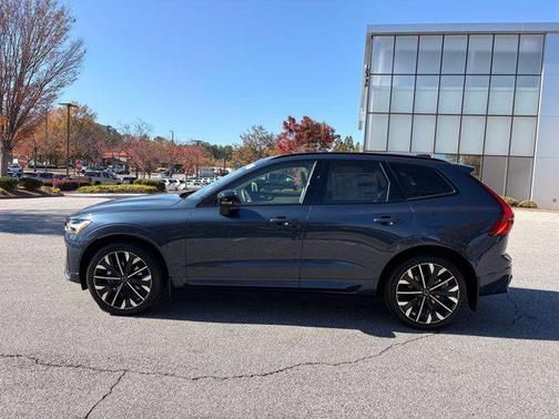 2026 Volvo XC60 B5 Ultra