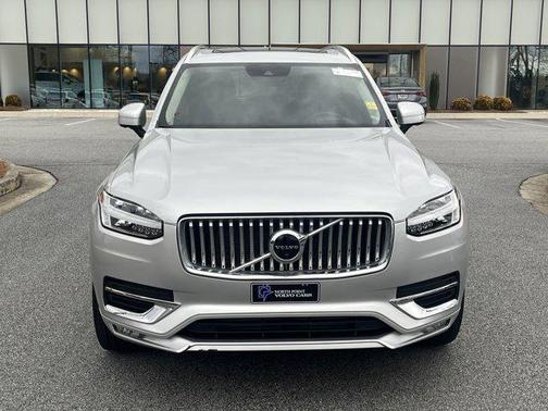 2022 Volvo XC90 T6 Inscription