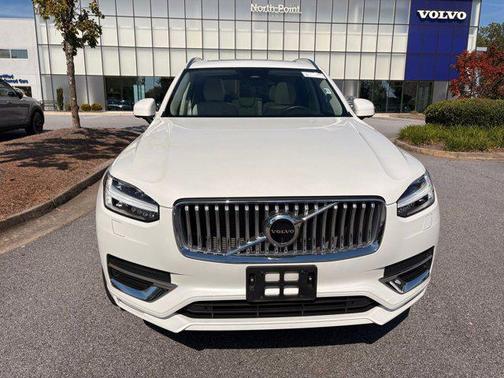 2023 Volvo XC90 B6 Plus 7-Seater