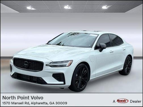 2024 Volvo S60 Recharge Plug-In Hybrid T8 Ultimate Black Edition
