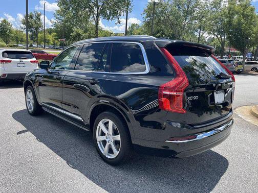 2024 Volvo XC90 B5 Core Bright Theme