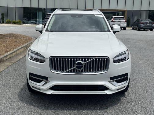 2022 Volvo XC90 T6 Inscription