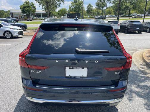 2023 Volvo XC60 B5 Plus Bright Theme
