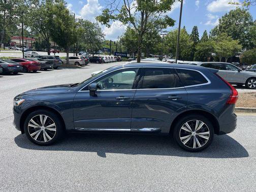 2023 Volvo XC60 B5 Plus Bright Theme