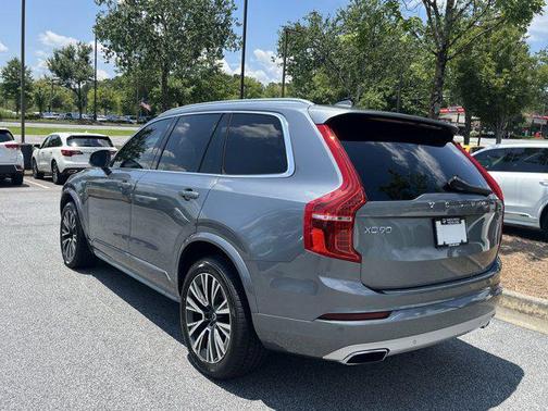 2020 Volvo XC90 T5 Momentum